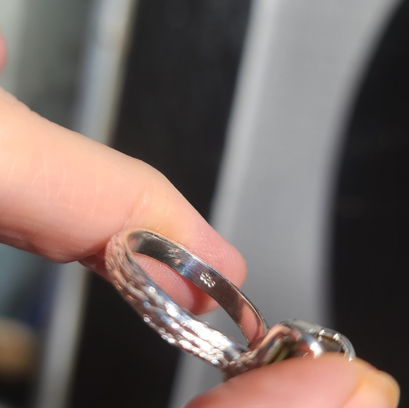 Lemon quartz emerald cut 8k sterling ring - Picture 3 of 6